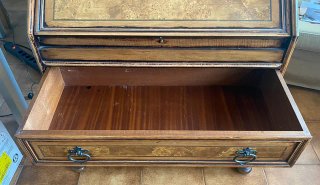 Escritorio antiguo madera