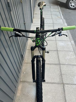 Bicicleta MTB Scott Spark 720 Carbono.