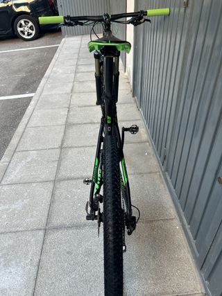 Bicicleta MTB Scott Spark 720 Carbono.