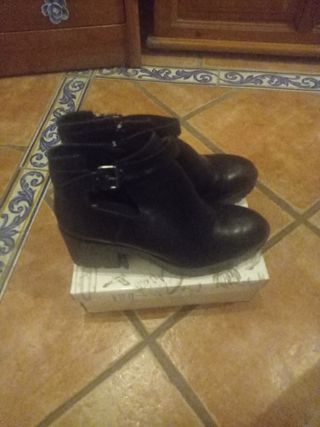 Botines negros plataforma