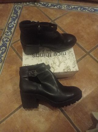 Botines negros plataforma