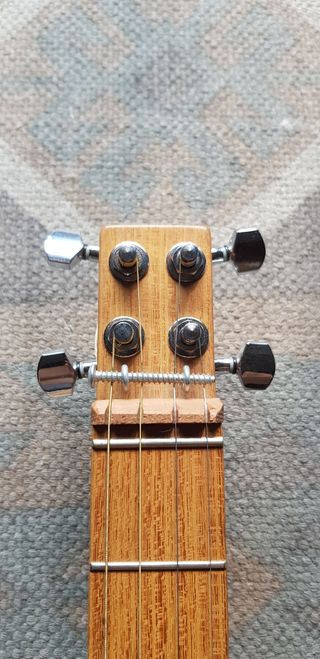 Cigar Box Guitar