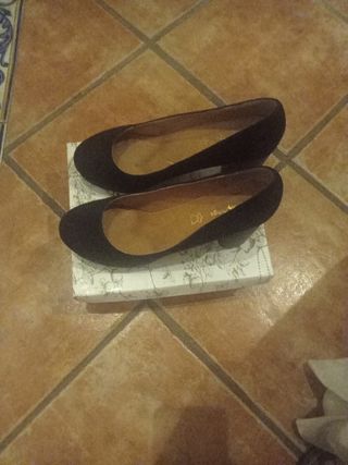 Tacones negros nice things