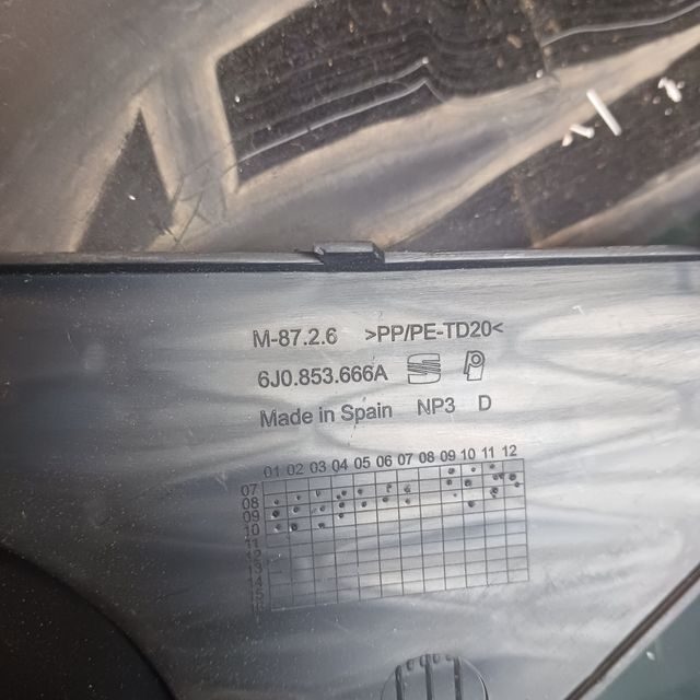 Rejilla parachoques Seat Ibiza 6J