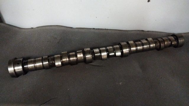 Árbol de levas Rolls Royce/Bentley
