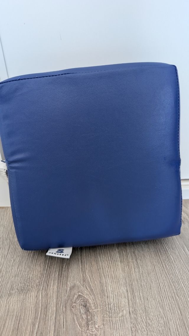 Cojín sensorial SEnseez azul niños