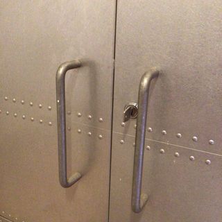 Expositor OAKLEY metal vitrina armario expositor