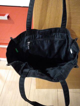 Bolso Benetton negro 100%