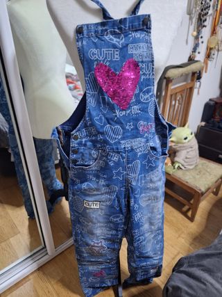 Mono vaquero niña