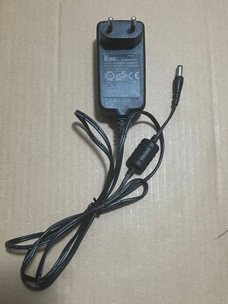 Adaptador de corriente 12V