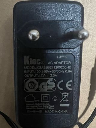 Adaptador de corriente 12V