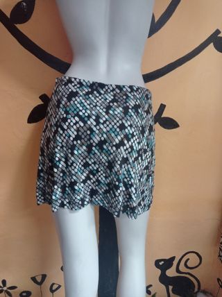 Minifalda negra lunares multicolor