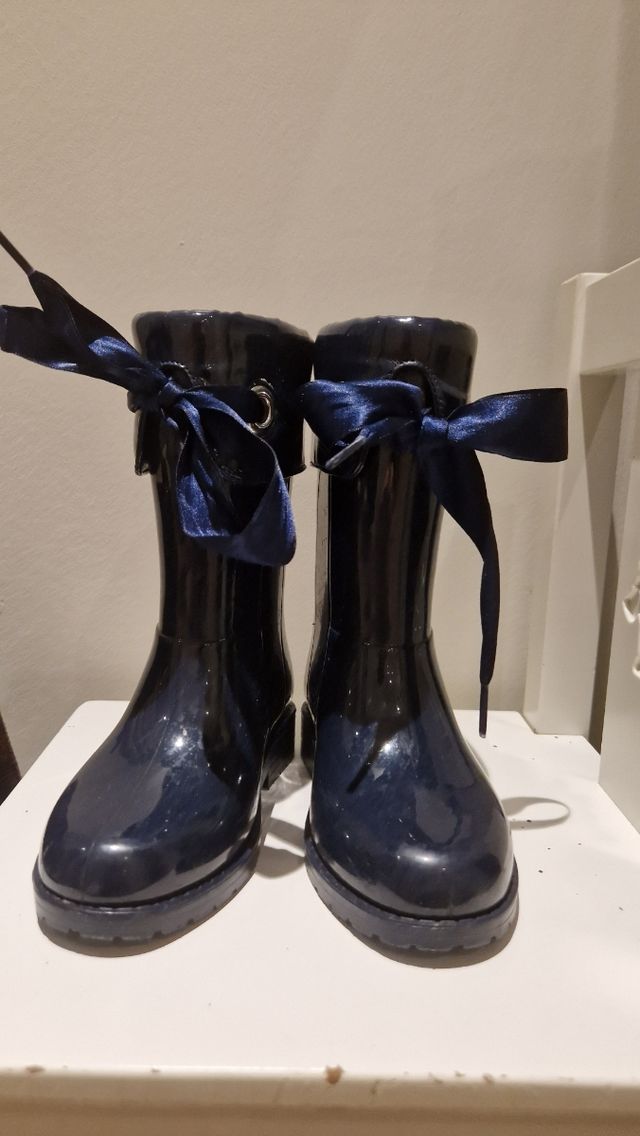 Botas lluvia niña lazo azul marino