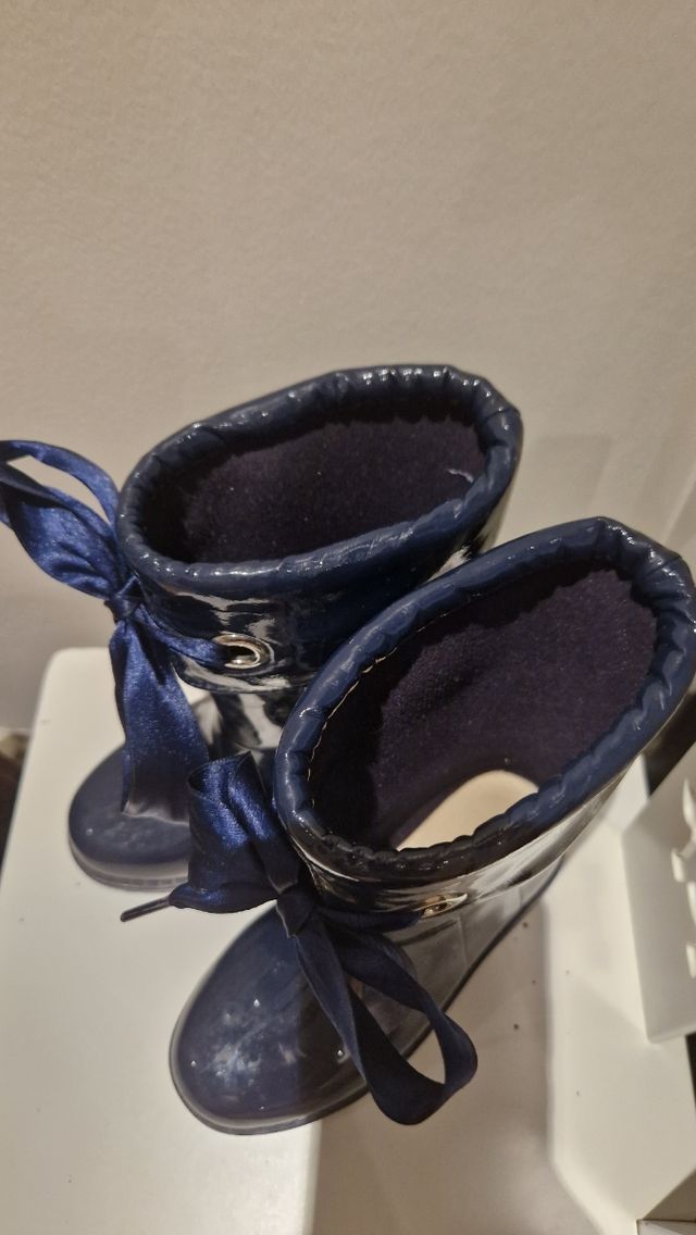 Botas lluvia niña lazo azul marino