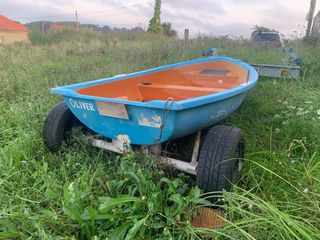 Barco auxiliar + remolque