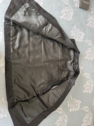 Chaleco cuero negro