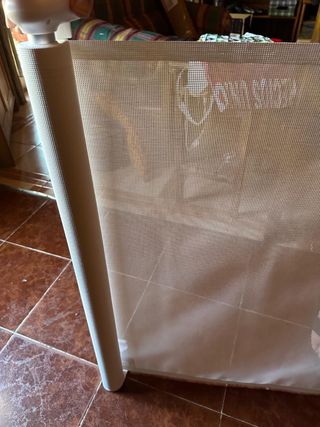 Protectora puerta bebé