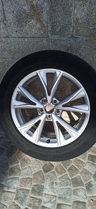 4 Llantas Audi SUV 18" Originales