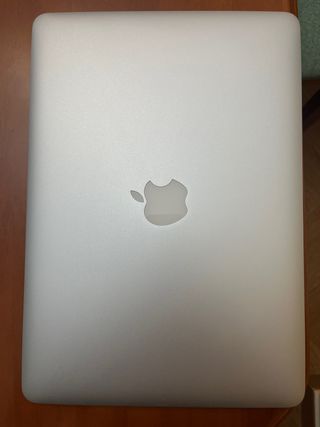 MacBook Air 13" 8GB RAM 128GB SSD