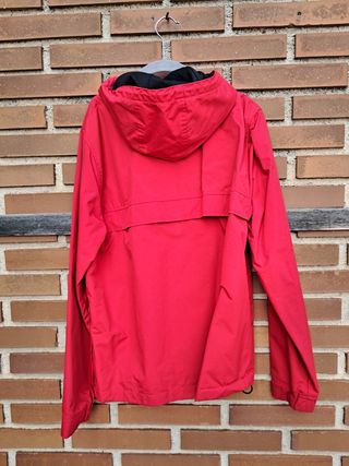Anorak Carhartt rojo