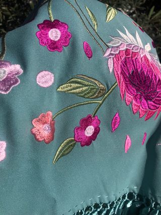 Mantoncillo Verde Agua Flecado a Mano