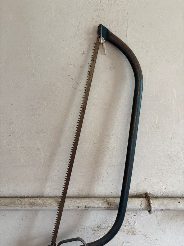 Sierra de mano grande para madera