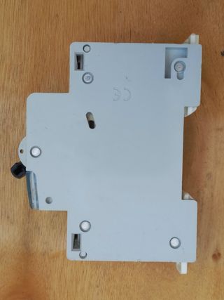Interruttore magnetotermico BTicino F881N/16