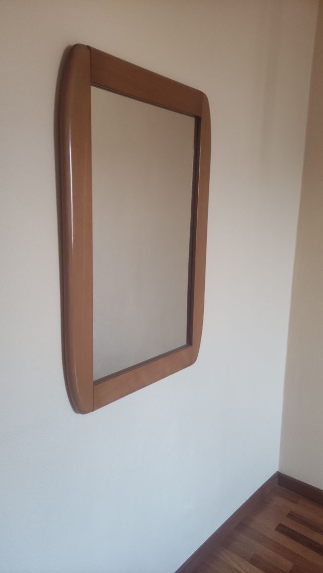 Espejo de madera
