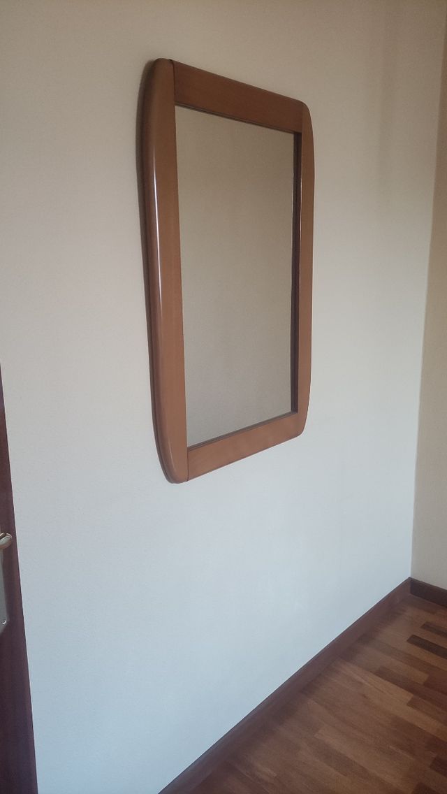 Espejo de madera