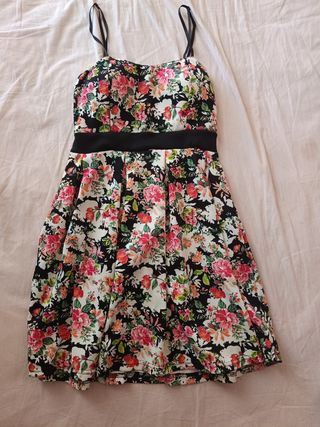 Vestito floreale nero