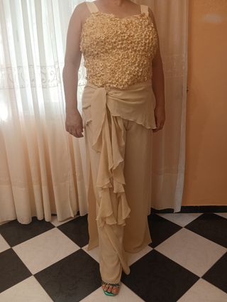 Traje beige 3 piezas eventos