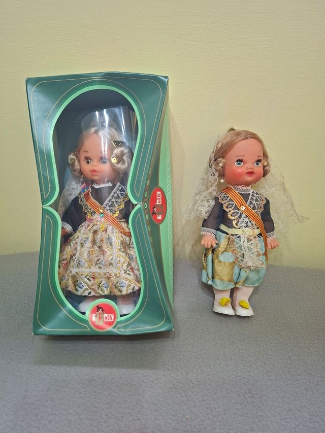 Due piccole falle: occhi miele/occhi blu