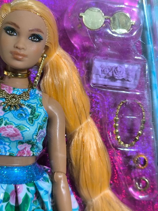 Barbie Bambola di Lusso - Capelli Lunghi IN OFFERTA