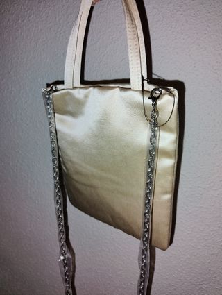 Bolso Mango satinado beige