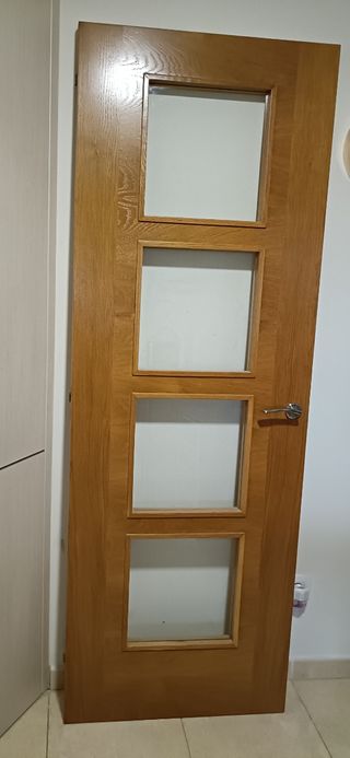 Puerta madera cristal 4 paneles