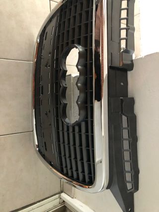 Calandra Audi A4 B8 vale para varios modelo 