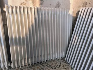 Termosifoni bianchi in ghisa