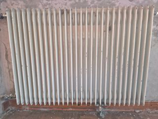 Termosifoni bianchi in ghisa