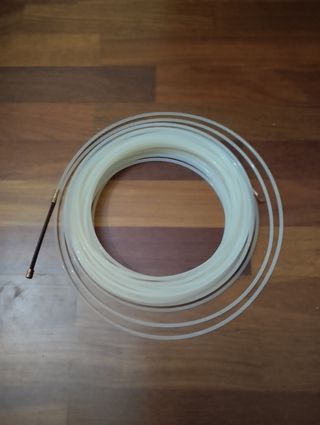 Guia para cable eléctrico