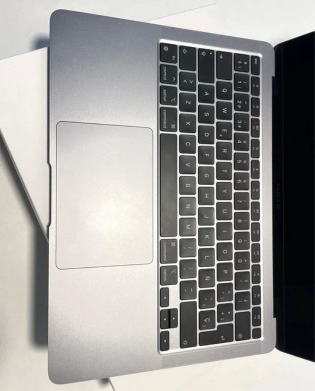 MacBook Air M1 Gris Plata