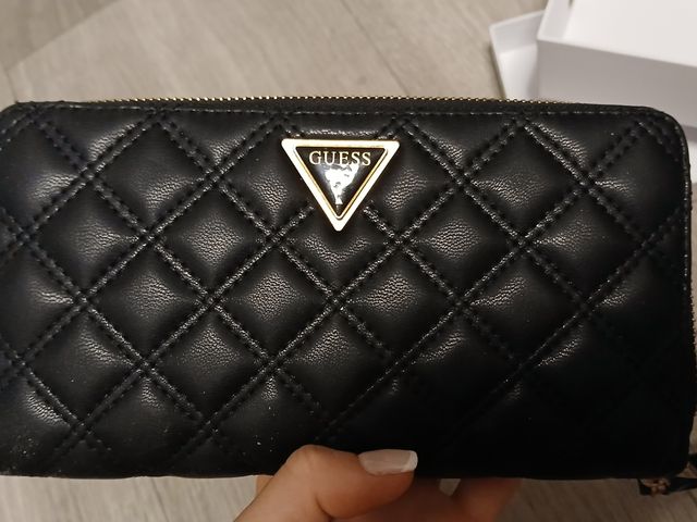 Cartera Guess negra