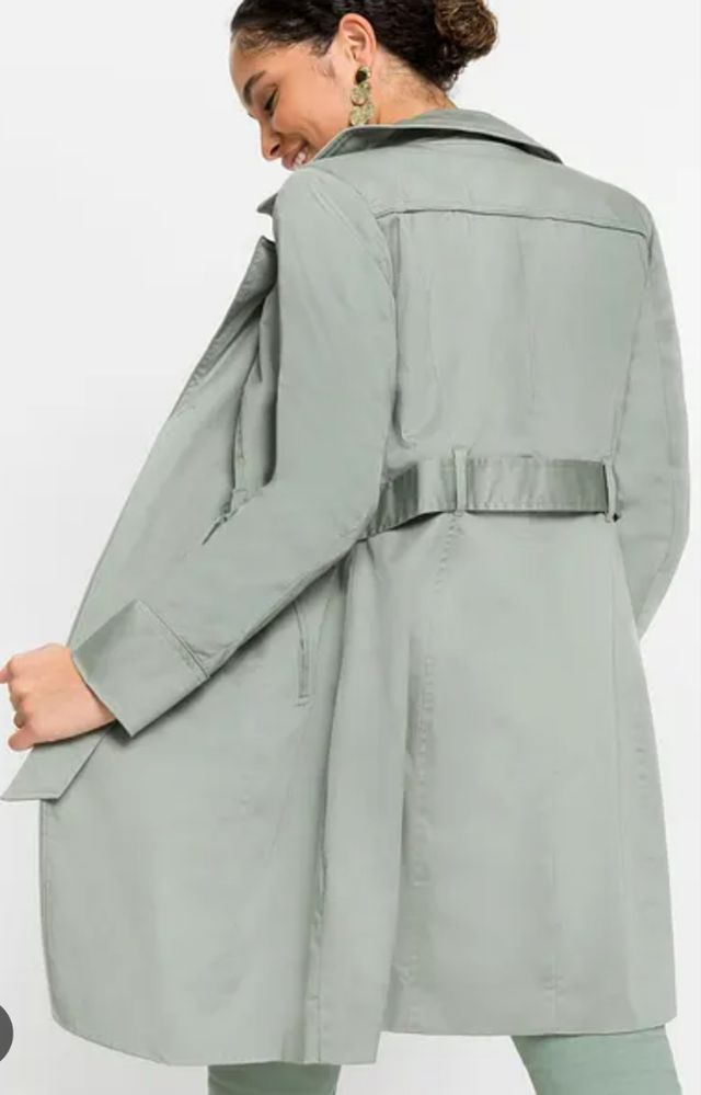Gabardina verde menta