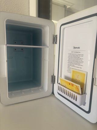 Mini nevera AstroAI 6L silenciosa