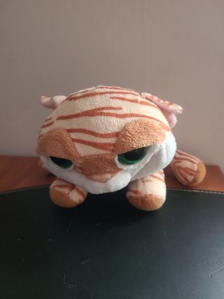 4 Peluches: Oso, Vaca,  Perro y gato