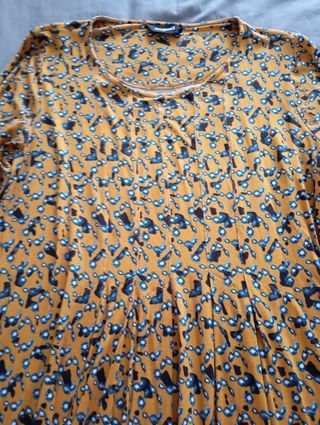 Blusa Desigual manga larga amarilla y azul