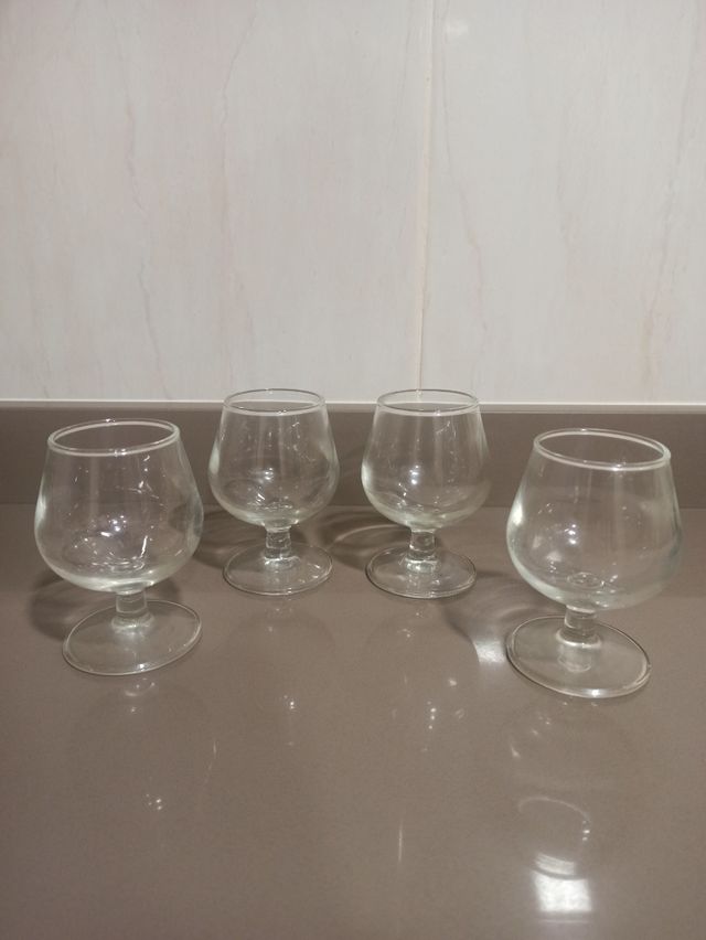 4 Copas de licor - Cristaleria