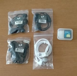 Accessori: auricolari e microSD