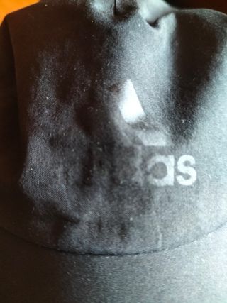 Gorra Adidas negra