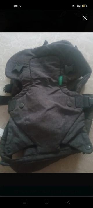 Mochila portabebés Ergobaby sin uso.