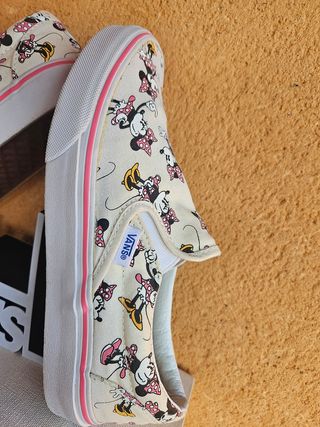  Vans Slip-On Minnie Mouse (Disney)